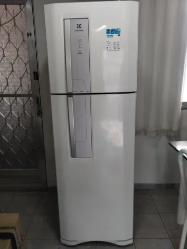 Geladeira Eletrolux Frost Free 382l