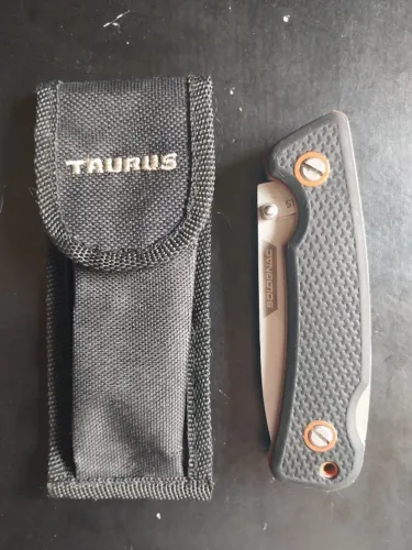 Canivete Dobrável Solognac Axis 85 Grip Liso + Bainha Nylon