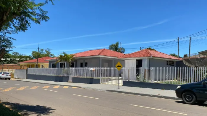 Casa para Venda em Tibagi, 3 dormitórios, 2 banheiros, 1 vaga