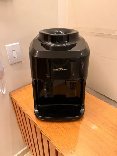 Bebedouro de água Britânia Aquaplus 10L ou 20L