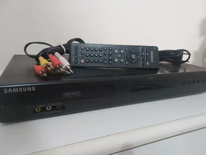Gravador E Reprodutor de DVD Samsung R170