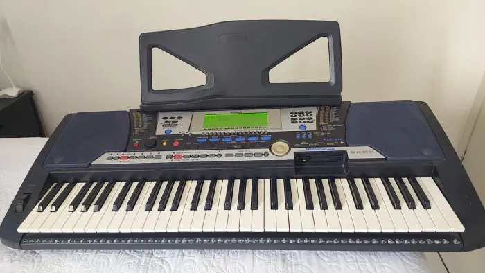 Teclado Yamaha PSR-540 - LEIA A DESCRIÇÃO <br>