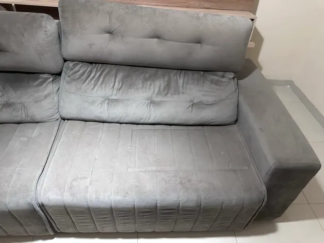 Sofá Retrátil e Reclinável