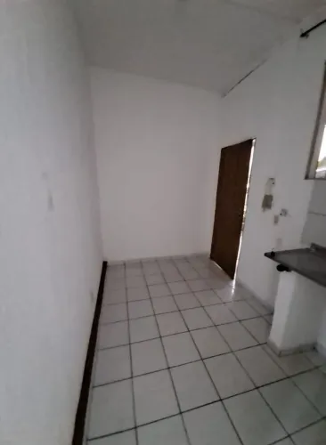 Aluga-se KitNet 1.200