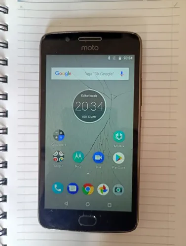 Celular moto G5 32 gigas funcionando perfeitamente Det tela não atrapalha