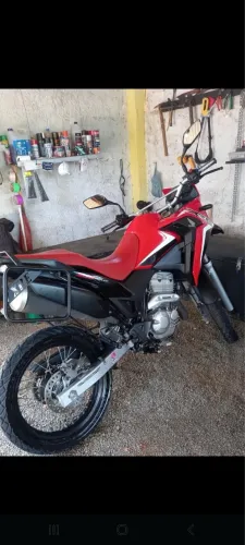 Vendo XRE 300 21/22