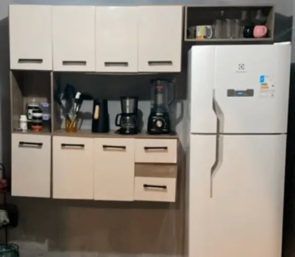 Vendo armário