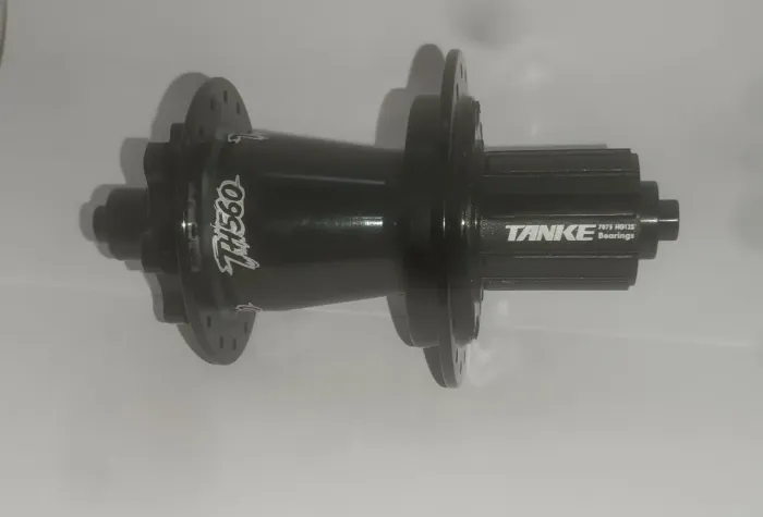 Cubo Barulhento Tanke TH560