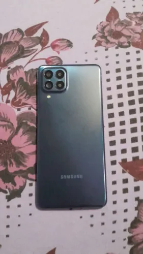 Celular M53, com nota fiscal 128gb, pega NFC, excelente para pessoas EXIGENTES ?