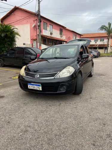 Nissan Tiida S 1.8/1.8 Flex 16V Mec. 2012