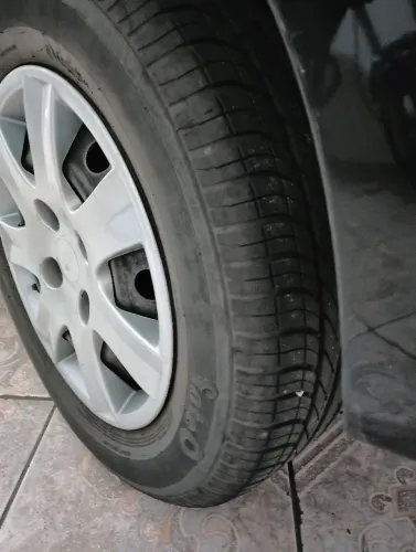 Peugeot 207 XR 1.4 Flex 8V 3P 2013