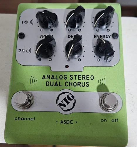 Pedal NIG analog stereo dual chorus