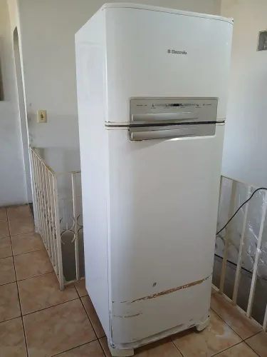 Geladeira Electrolux Df48