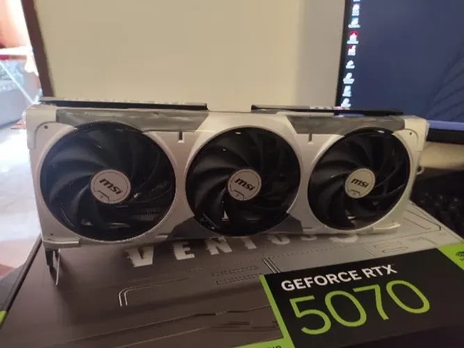 Placa de Vídeo NVIDIA RTX 5070 MSI Ventus 3X OC, 12GB, GDDR7