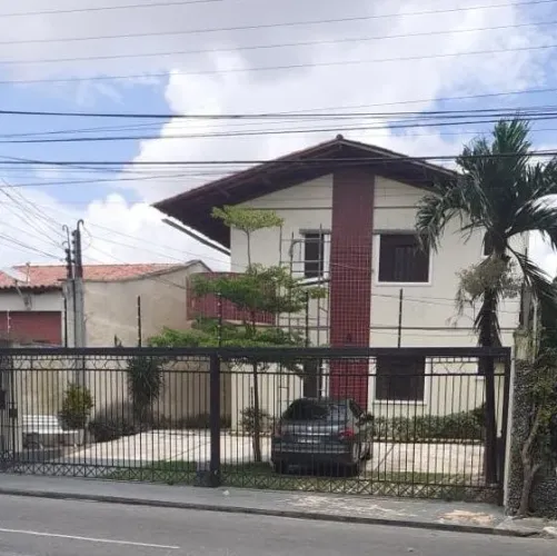 Prédio à Venda por R$ 1.490.000 - Montese - Fortaleza/CE