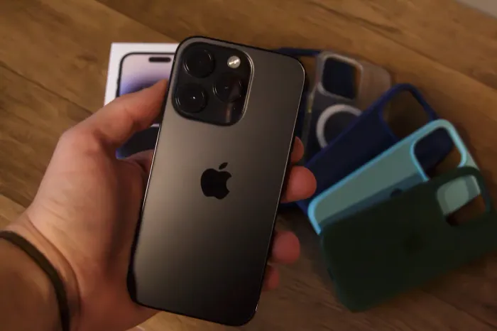 IPHONE 14 PRO