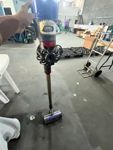 Aspirador de po dyson v8 animal