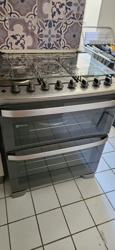 Fogão Electrolux 5 bocas duplo forno 220w