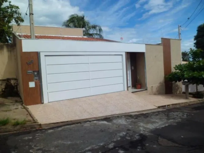 CASA RESIDENCIAL em MARÍLIA - SP, JARDIM ESTORIL