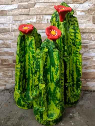 Kit 3 cactos de barro 