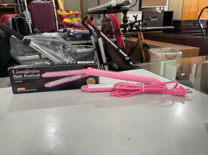 Mini Chapinha/Prancha de Cabelo Rosa Liangjinjin