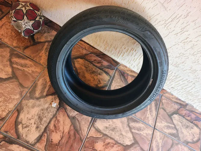 Pneu BRIGESTONE TURANZZA T005