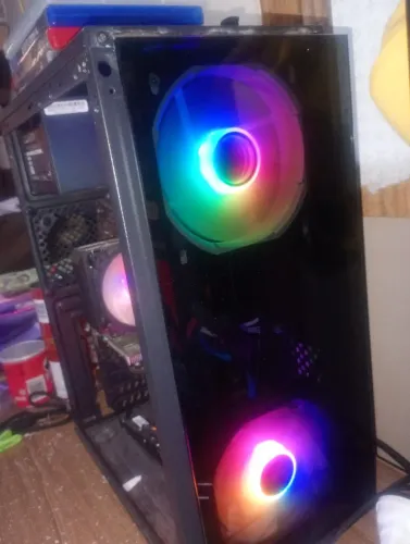 VENDO PC GAMER, Fone de Ouvido + Monitor 19 Polegadas + Um Controle PS4 