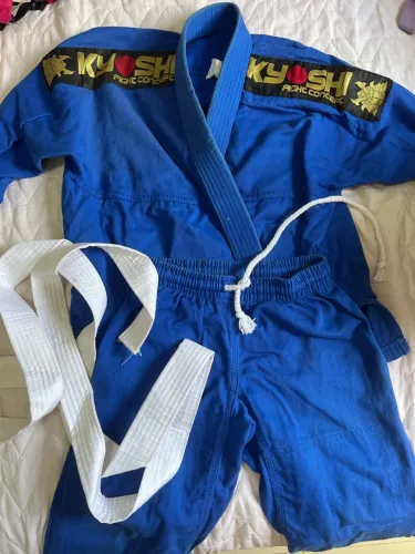 Vendo kimono de Judô