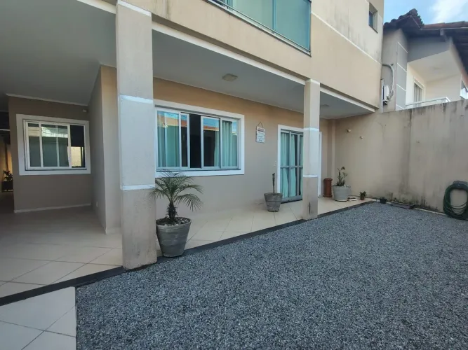 Vendo casa alto padrão