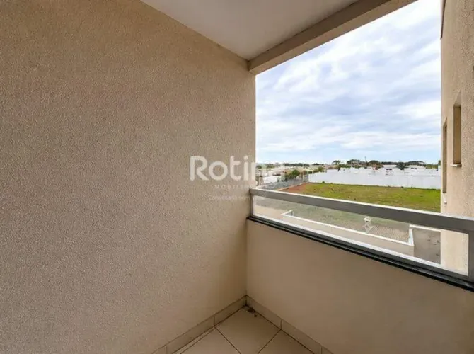 Apartamento 2 quartos (1 suíte) com 1 vaga no Residencial Lago Azul Frente, 51 m²