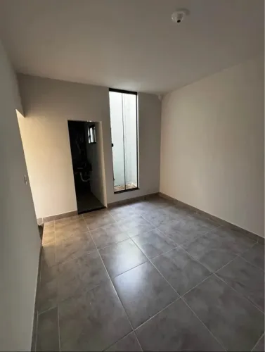 Vende casa