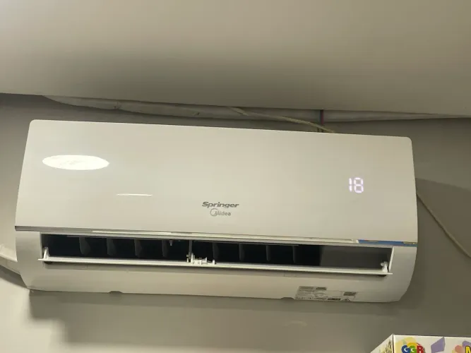 Ar condicionados