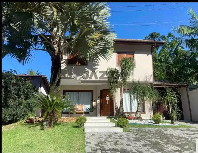 Casa / Sobrado em Condomínio em Mar Verde, Caraguatatuba