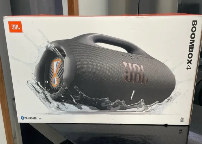 Caixa de Som JBL Boombox 4