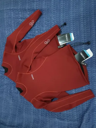Camisa neoprene Xcel manga longa