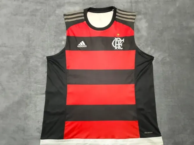 Camisa Oficial Flamengo 2015 Adidas Regata, tamanho G (58x75cm).