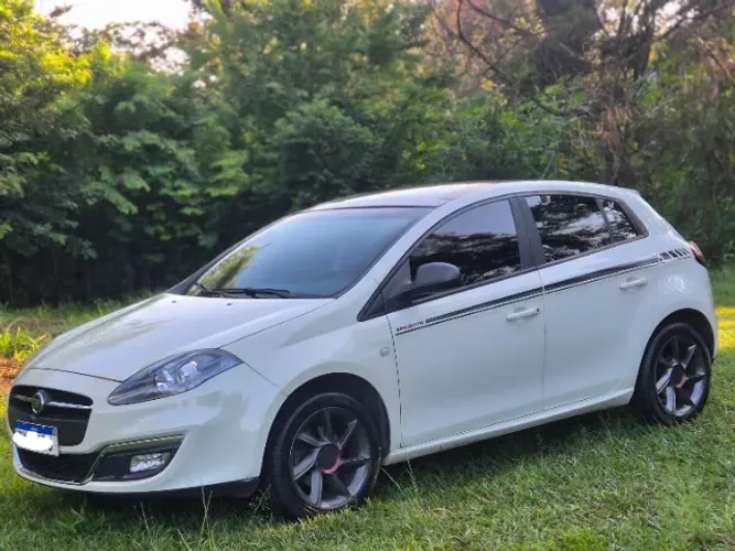 Fiat Bravo Sporting 1.8 Flex 16V 5P 2016