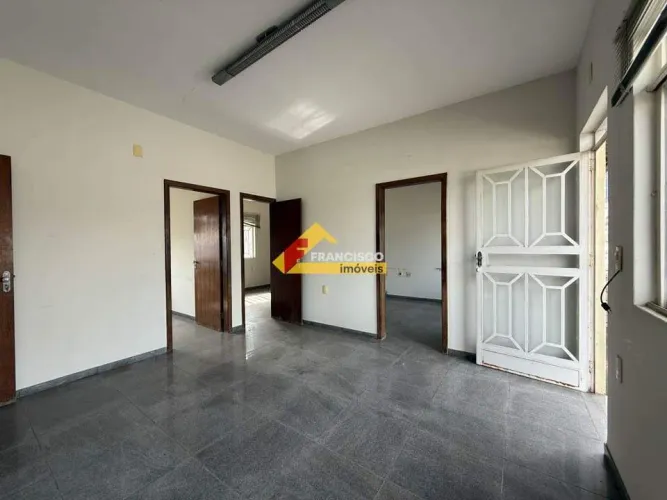 Casa Comercial para aluguel, São José - Divinópolis/MG