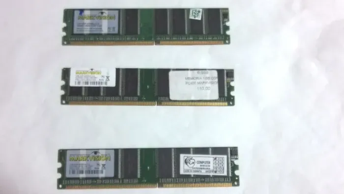 Memórias ram DDR 400MHz 3x1GB