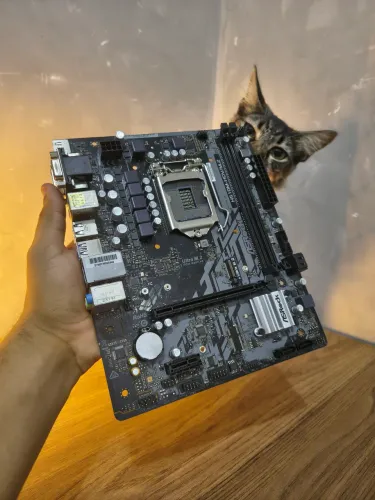 Placa-Mãe H510M ASRock LGA1200 DDR4 | M.2 | Aceito Cartão | Entrego & OLX Pay