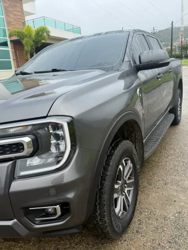 Ford Ranger XLT 3.0 V6 4X4 CD TB Die. Aut. 2025