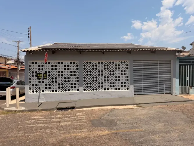 CASA REFORMADA BAIRRO COOPHAMIL