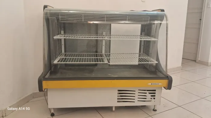 Balcão expositor Gelopar