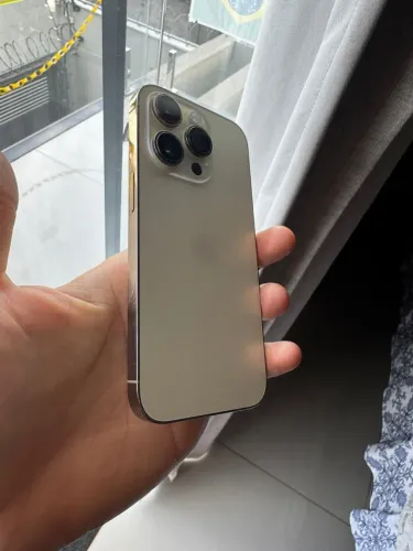 Iphone 14 PRO 128g + carregador (bateria 76%)