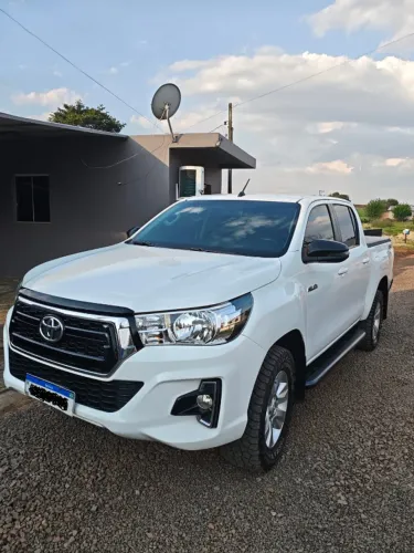 Toyota Hilux CD SR 4X4 2.8 TDI Diesel Aut. 2019