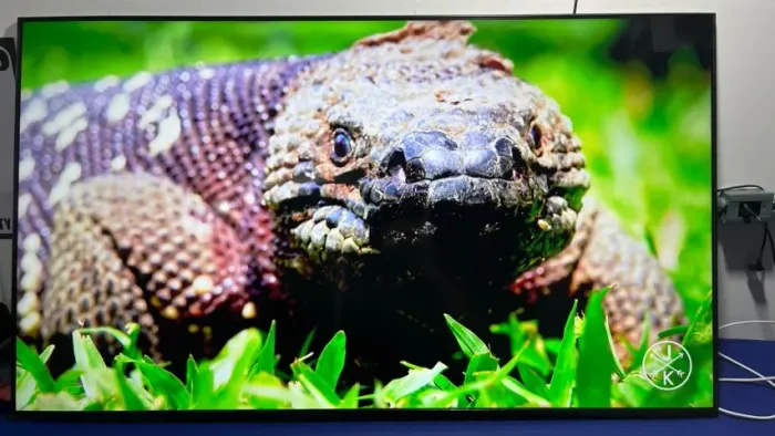 SMART TV SAMSUNG 65 POLEGADAS CRYSTAL UHD 4K - U8100F