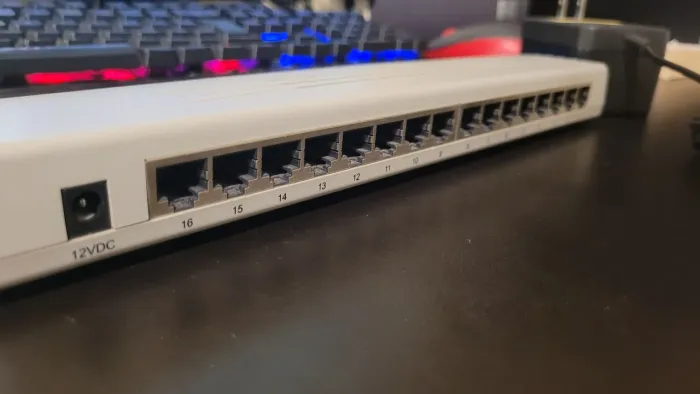 Switch de rede 16 portas / 100mbps funcionando perfeitamente!