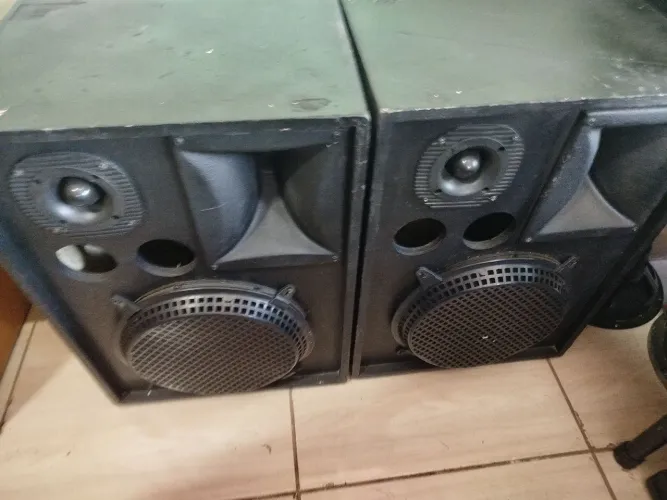 (PAR DE CAIXAS PASSIVAS DE FRENTE 3 VIAS 12" X 500W)