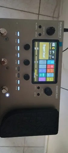 Pedaleira multi efeitos Matribox II