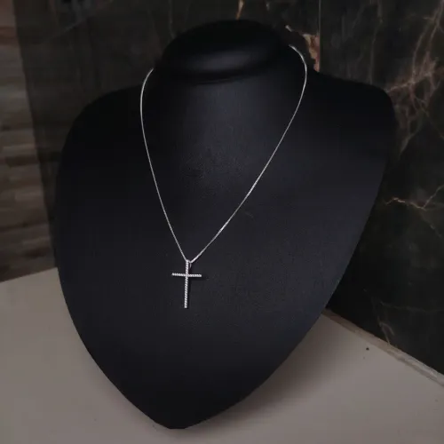 Colar Cruz banhado a prata 925